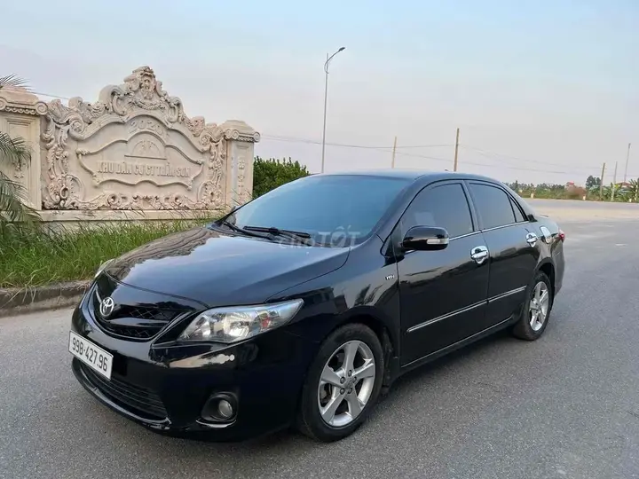 Toyota Corolla Altis