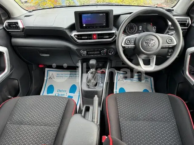 Toyota Raize 2025 photo 3