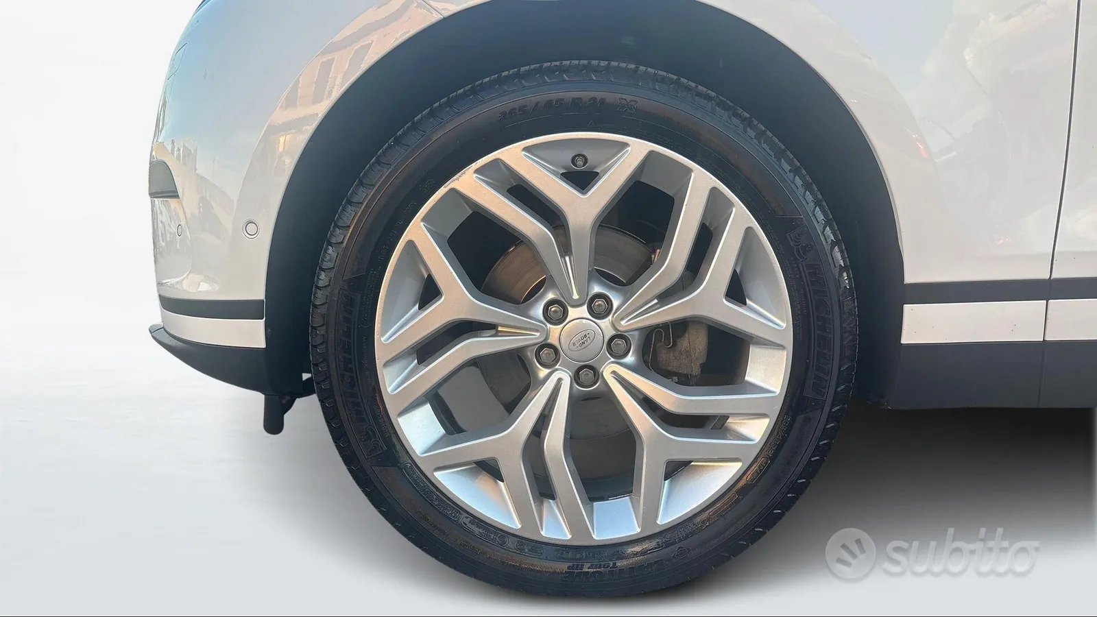 Land Rover Range Rover Velar 2019 photo 5