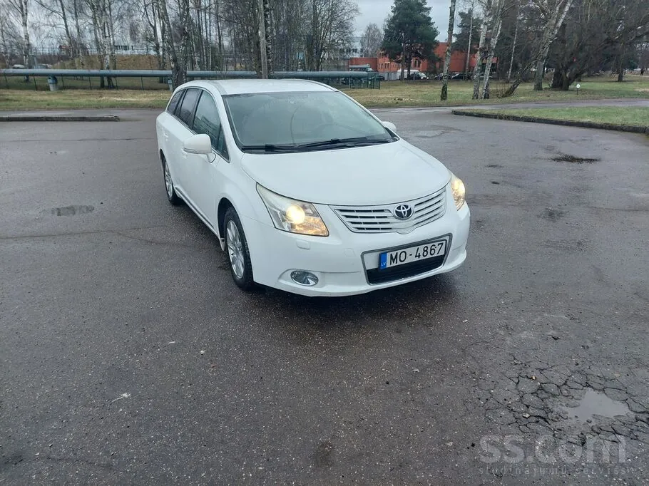 Toyota Avensis 2011 photo 5