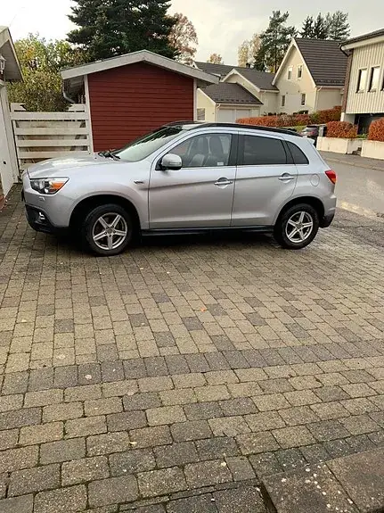 Mitsubishi Asx 2011 photo 2
