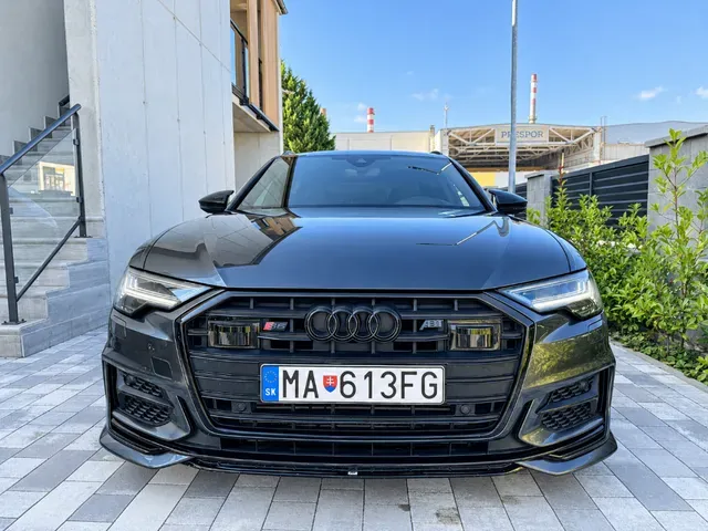 Audi S6 Avant