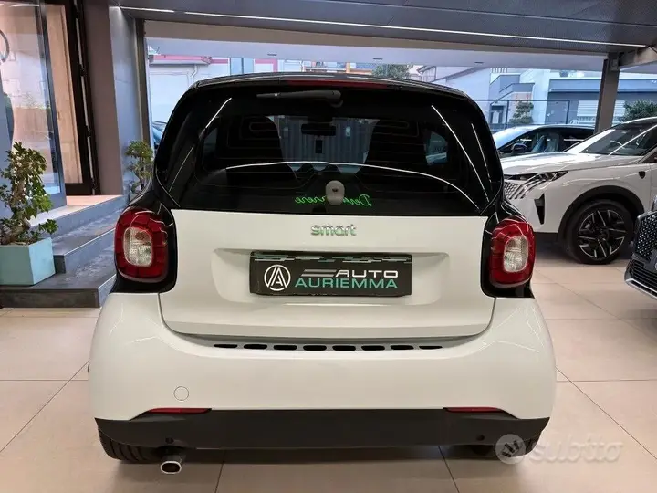 Smart Fortwo 2018 photo 5