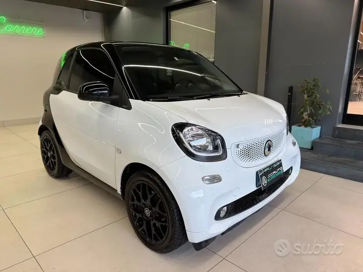 Smart Fortwo 2018 photo 3