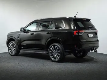 Ford Everest 2024 photo 3