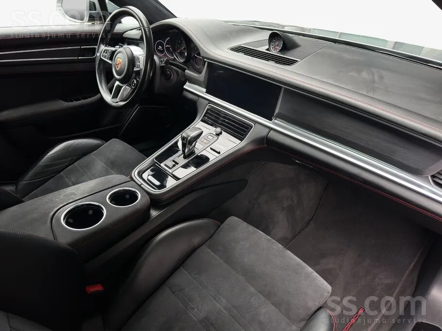 Porsche Panamera 2019 photo 5