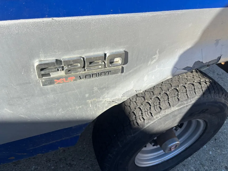 Ford F250 1988 photo 2