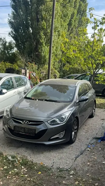 Hyundai I40