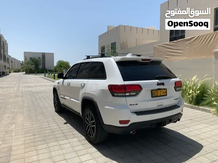 Jeep Grand Cherokee 2019 photo 2