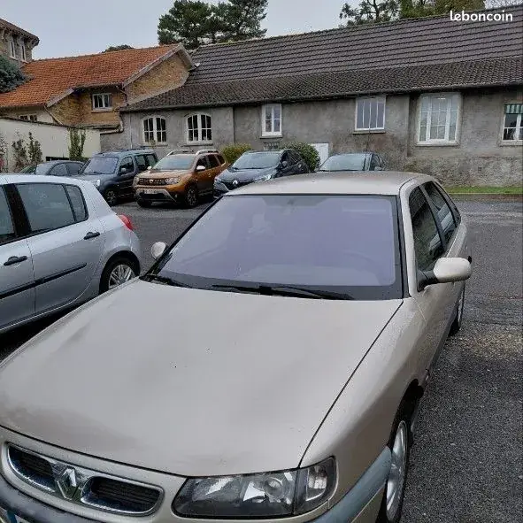 Renault Safrane