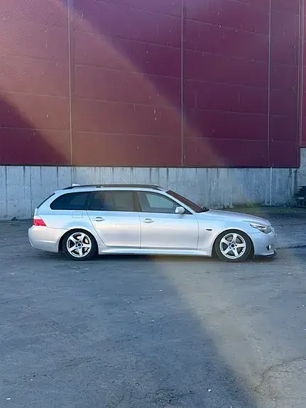BMW 525D 2008 photo 2