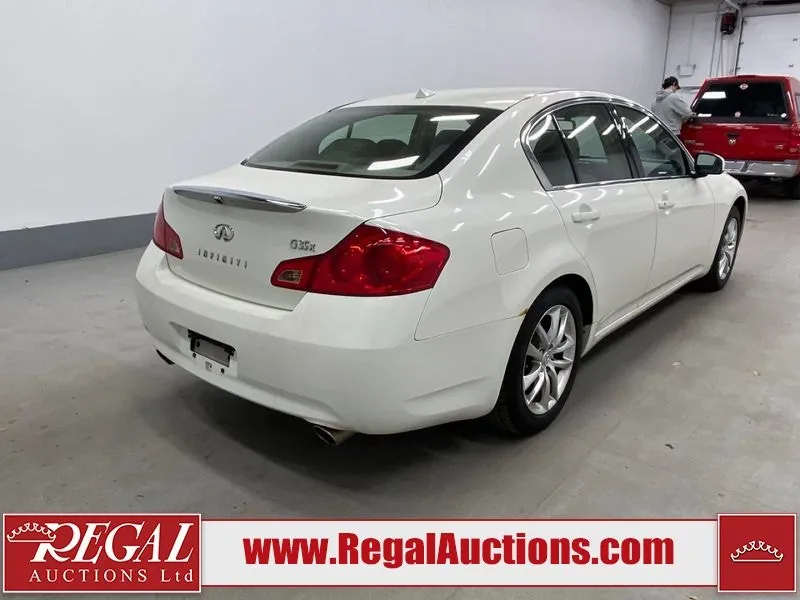 Infiniti G35 2008 photo 3