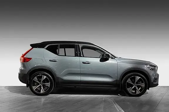 Volvo Xc40 2022 photo 2