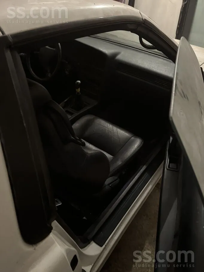 Toyota Supra 1991 photo 2