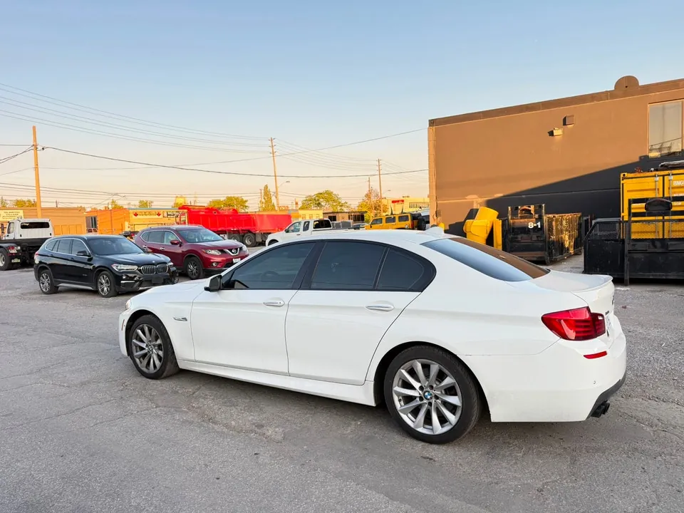 BMW 528I 2013 photo 3