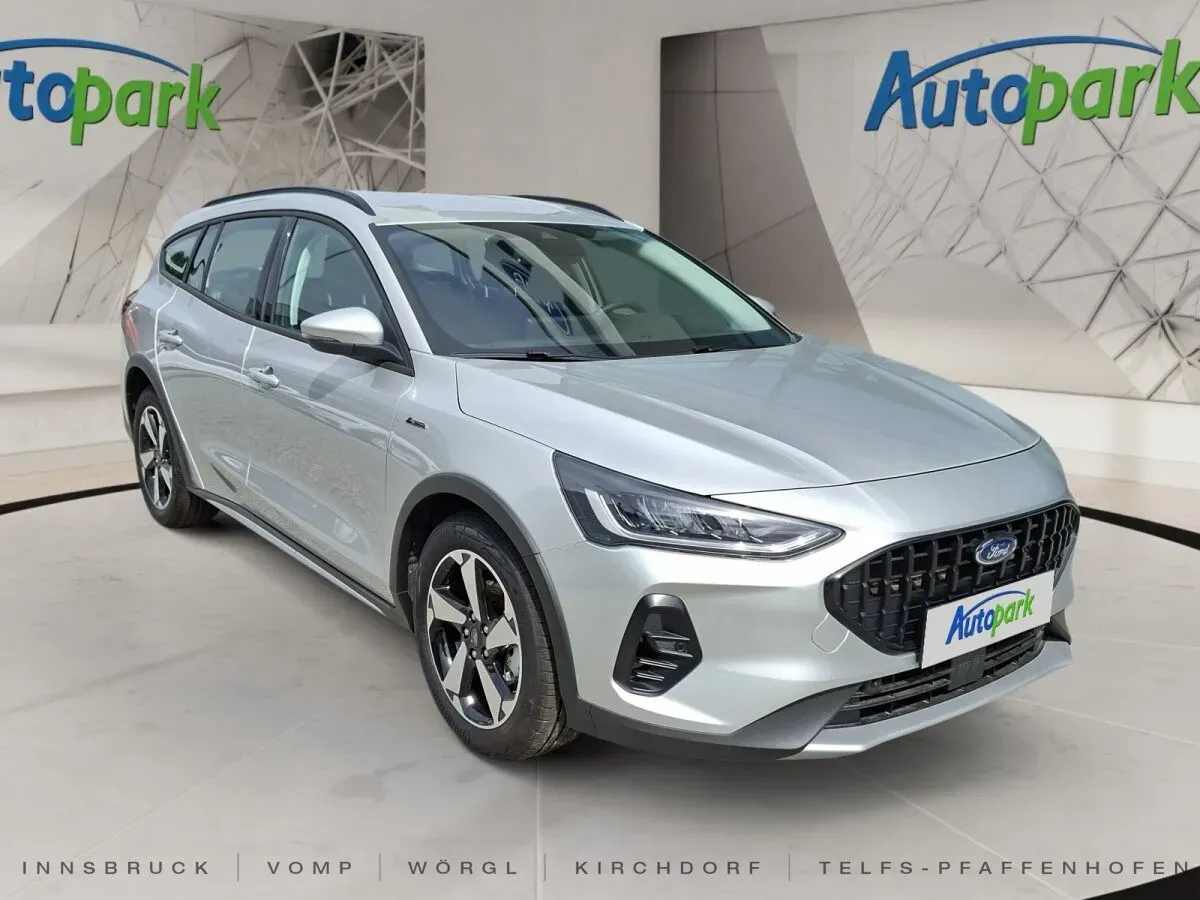 Ford Focus 2026 photo 3