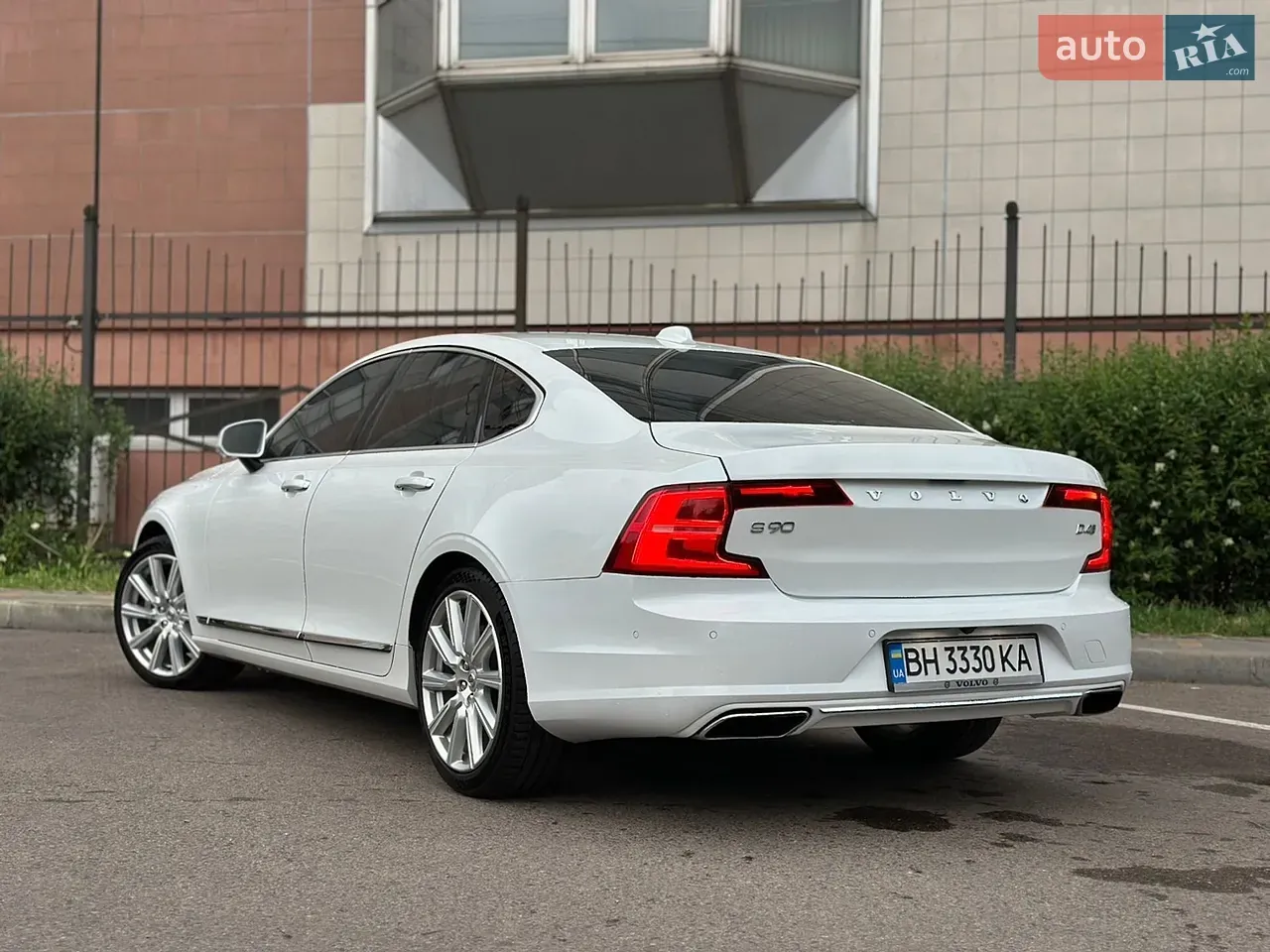 Volvo S90 2017 photo 4