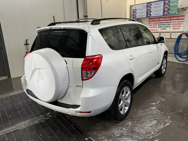 Toyota Rav4 2008 photo 3