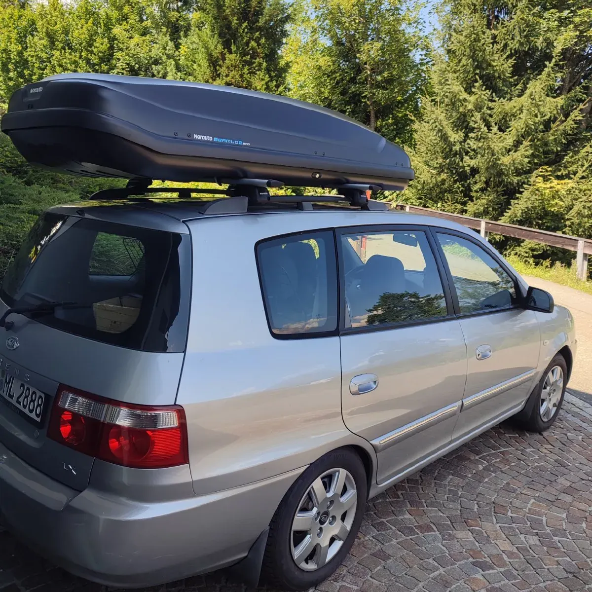 Kia Carens 2003 photo 3
