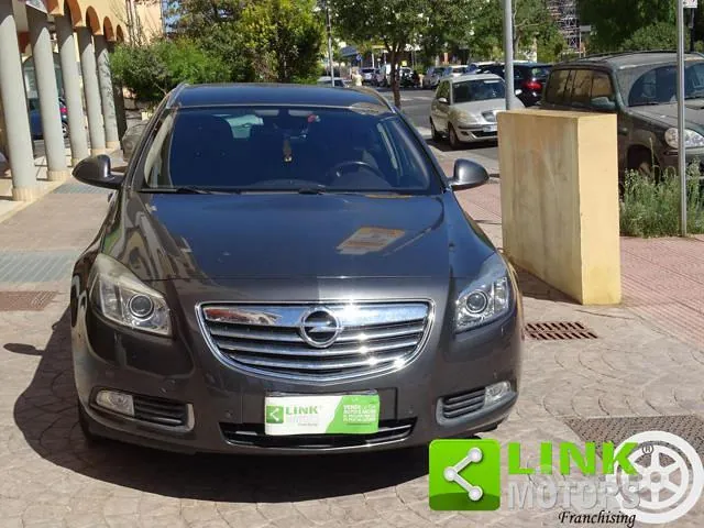 Opel Insignia 2011 photo 2