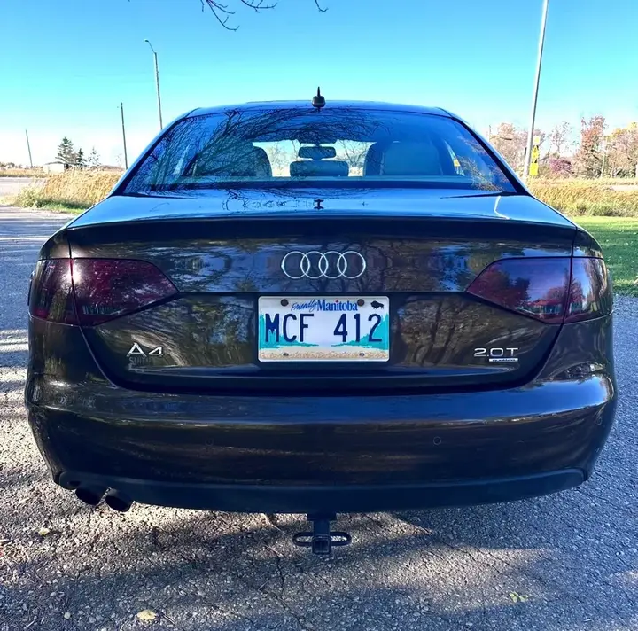 Audi A4 2012 photo 4