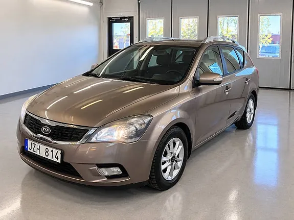 Kia Ceed 2010 photo 3