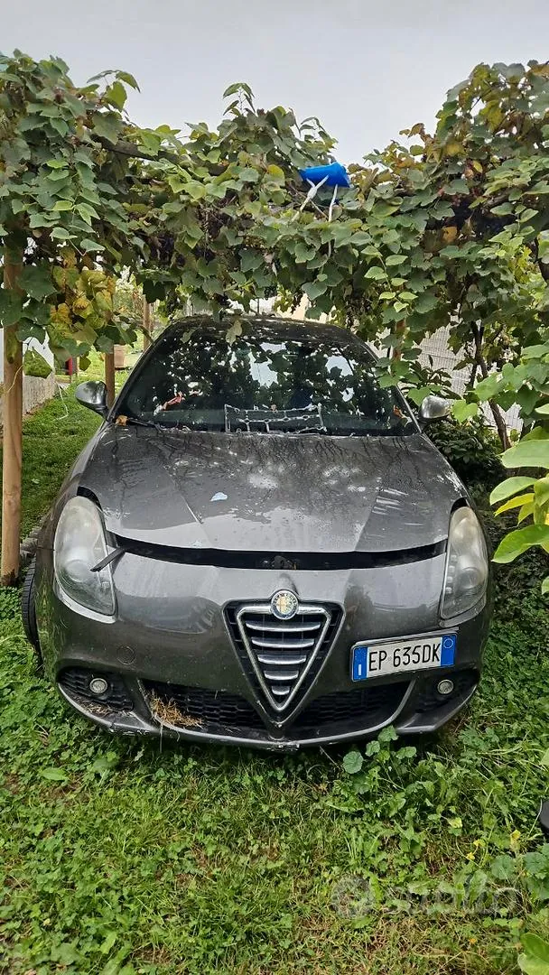 Alfa Romeo Giulietta 2013 photo 5