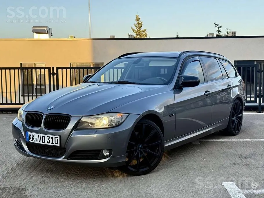 BMW 320D 2010 photo 3