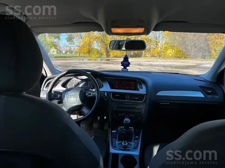 Audi A4 2008 photo 4