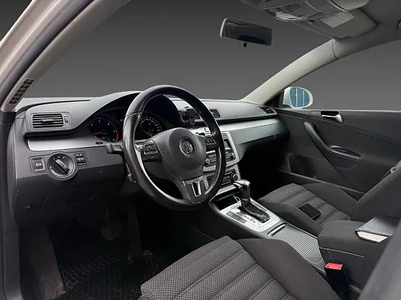 Volkswagen Passat 2010 photo 5