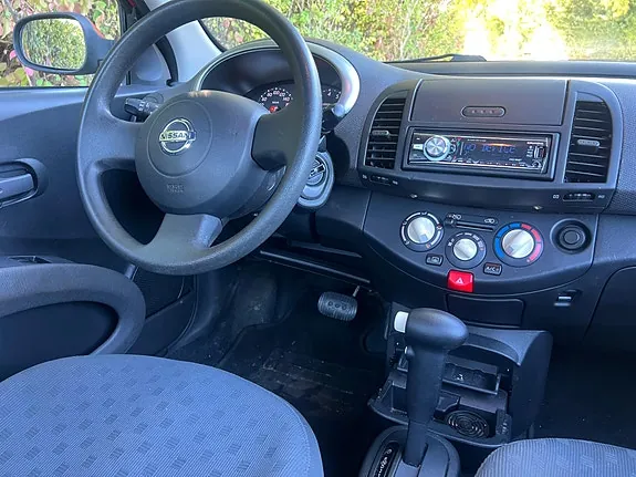 Nissan Micra 2004 photo 5