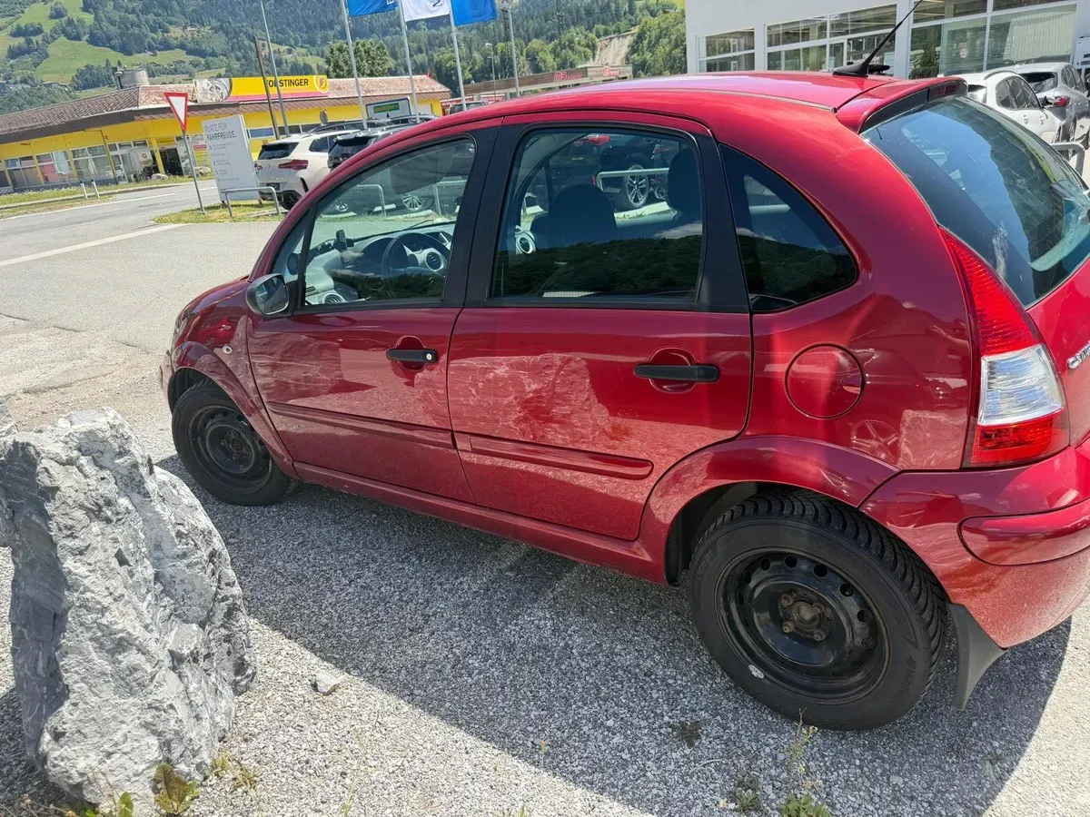Citroen C3 2009 photo 2