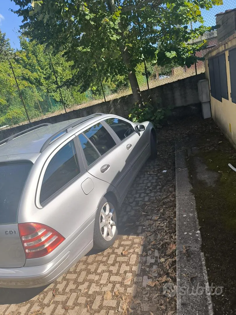 Mercedes-Benz C-Class 2005 photo 4