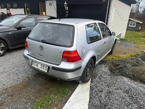 Volkswagen Golf 4 2001 photo 4