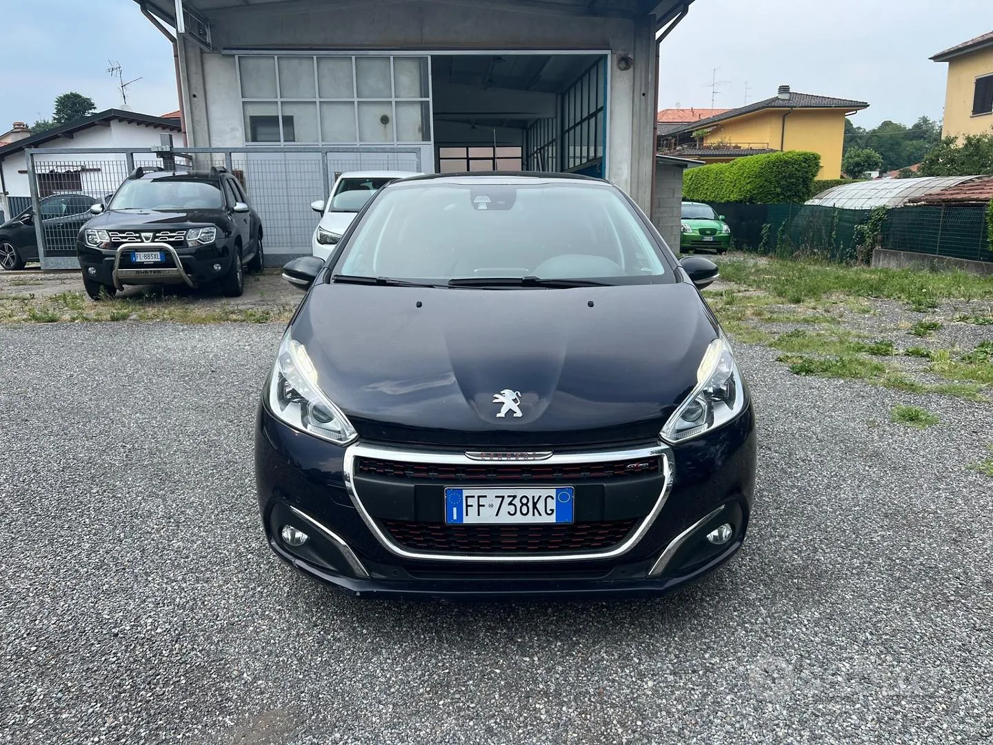Peugeot 208 2016 photo 2