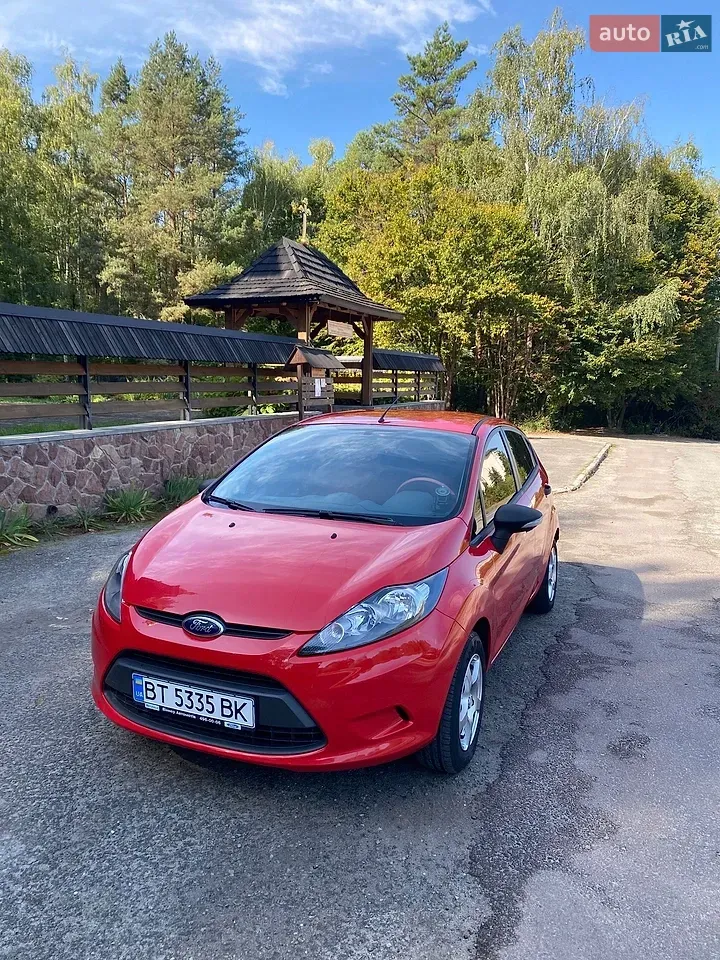 Ford Fiesta 2010 photo 5