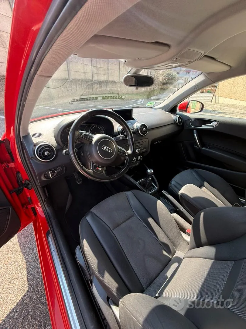 Audi A1 2011 photo 3