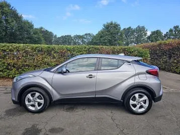 Toyota C-Hr 2017 photo 3