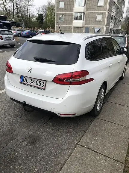 Peugeot 308 2016 photo 3