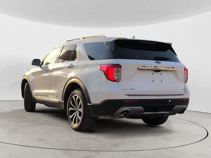Ford Explorer 2020 photo 4