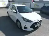 Toyota Yaris 2022 photo 2
