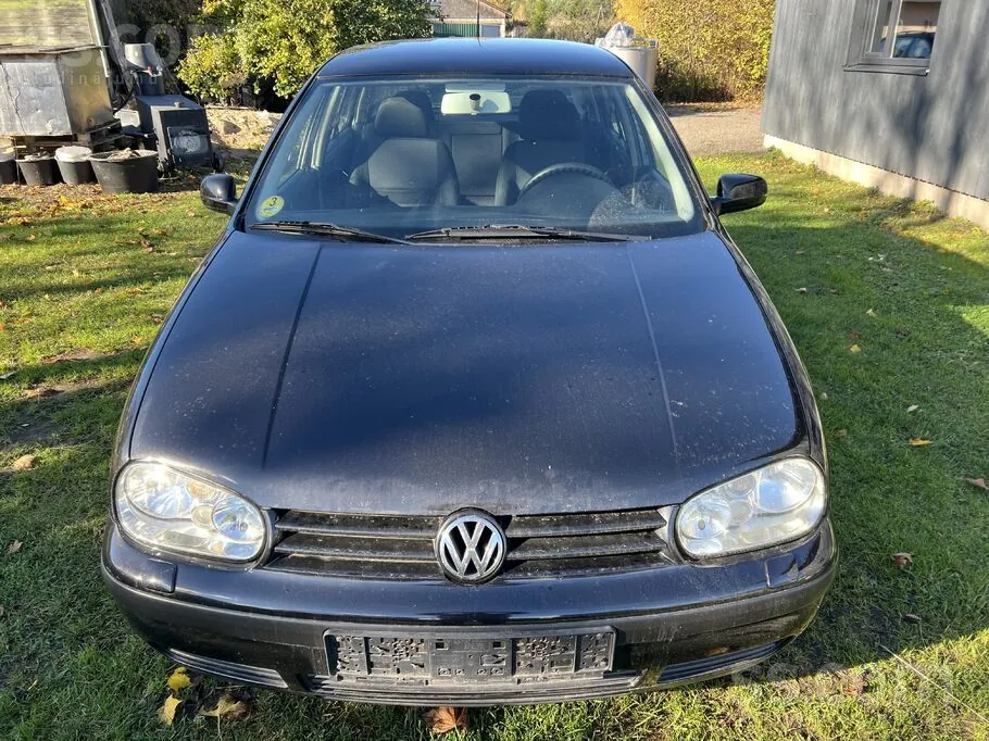 Volkswagen Golf 4 2000 photo 3