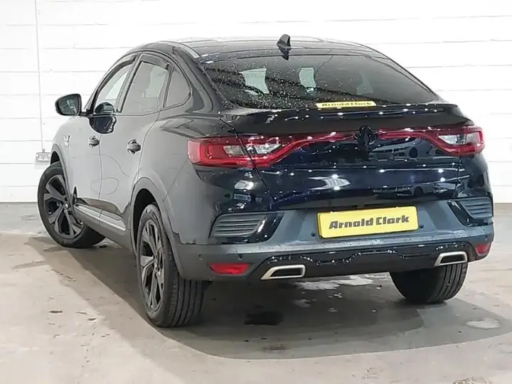 Renault Arkana 2023 photo 2