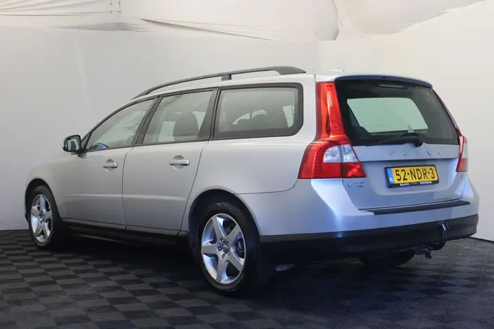 Volvo V70 2009 photo 4