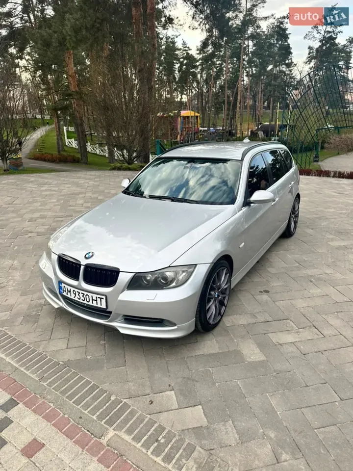 BMW 3 Series 2005 photo 4