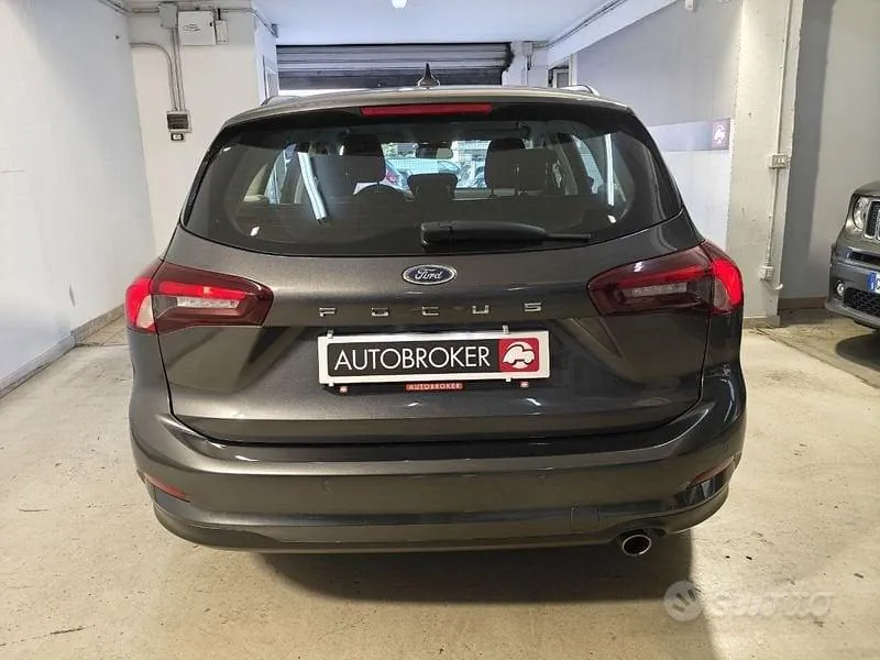 Ford Focus 2023 photo 5