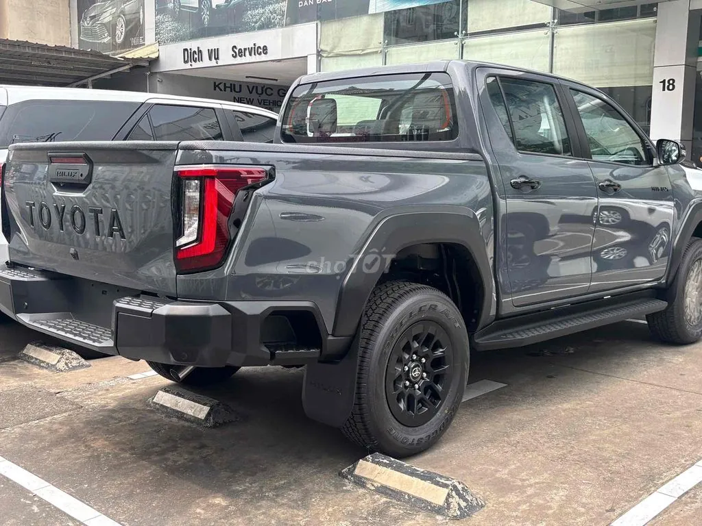 Toyota Hilux 2026 photo 5