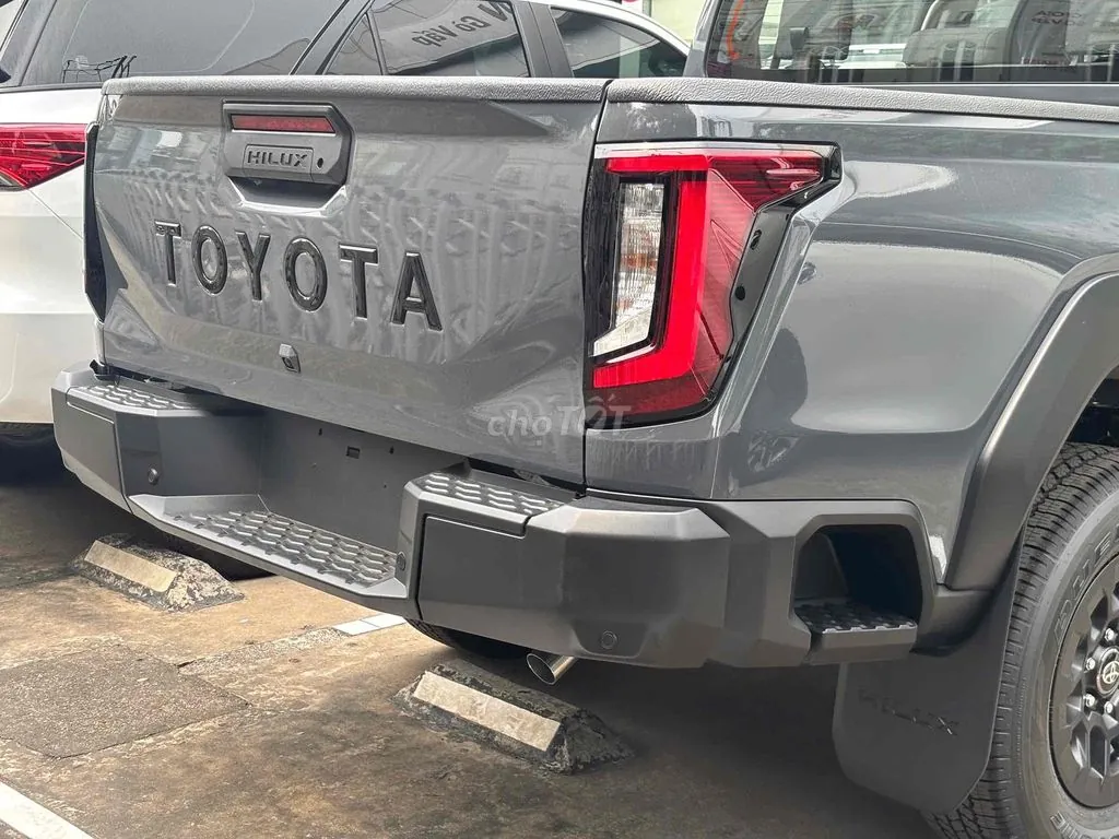 Toyota Hilux 2026 photo 4