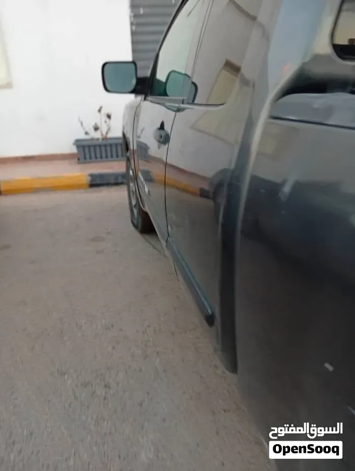 Nissan Titan 2005 photo 4