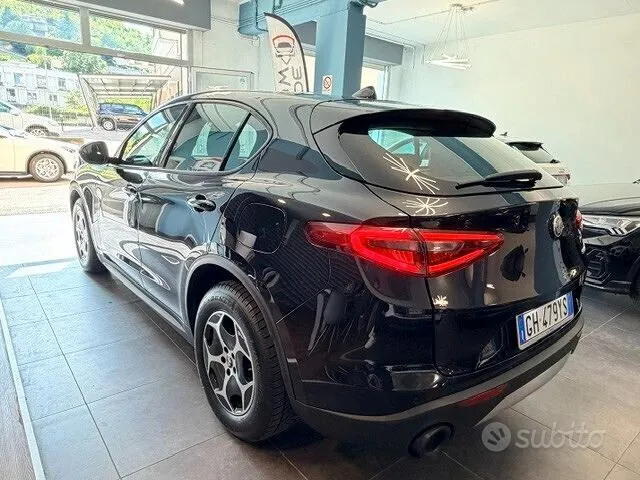Alfa Romeo Stelvio 2022 photo 4